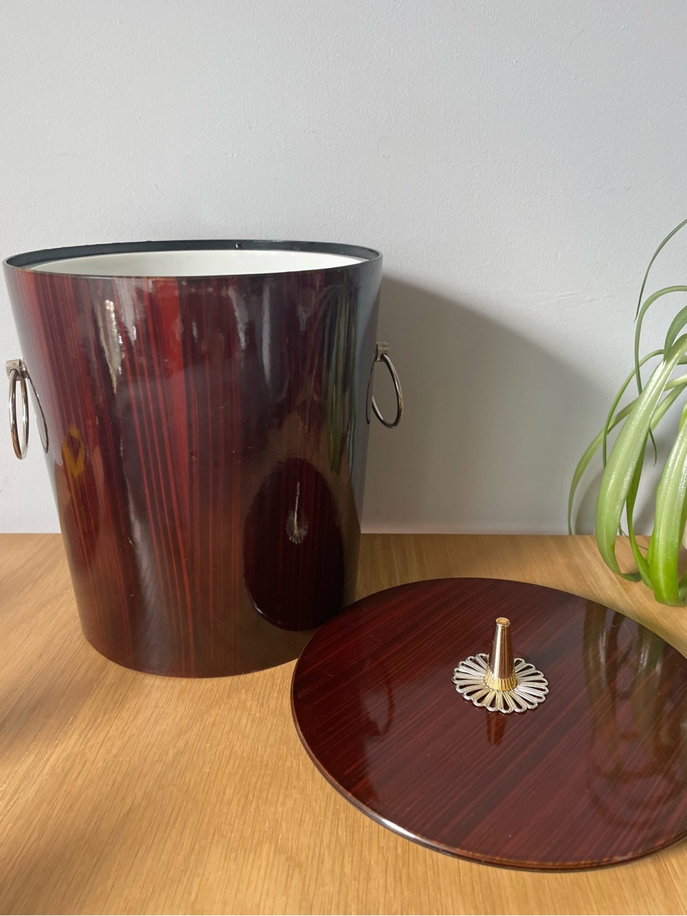 Vintage MCM Glossy Faux Wood-Grain Ice Bucket with Lid and Brass Handle Japan